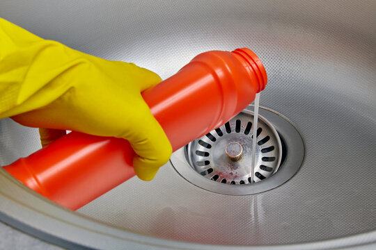 blocked drain cleaning in Dubai